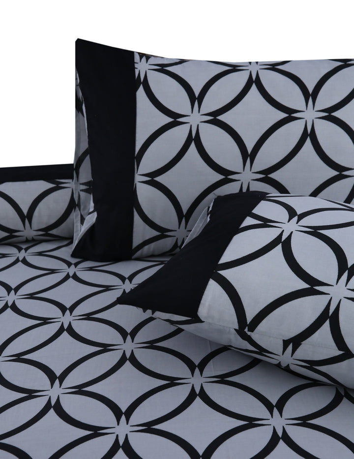 3 Pcs Cuffed Printed Bedsheet Set - 1508