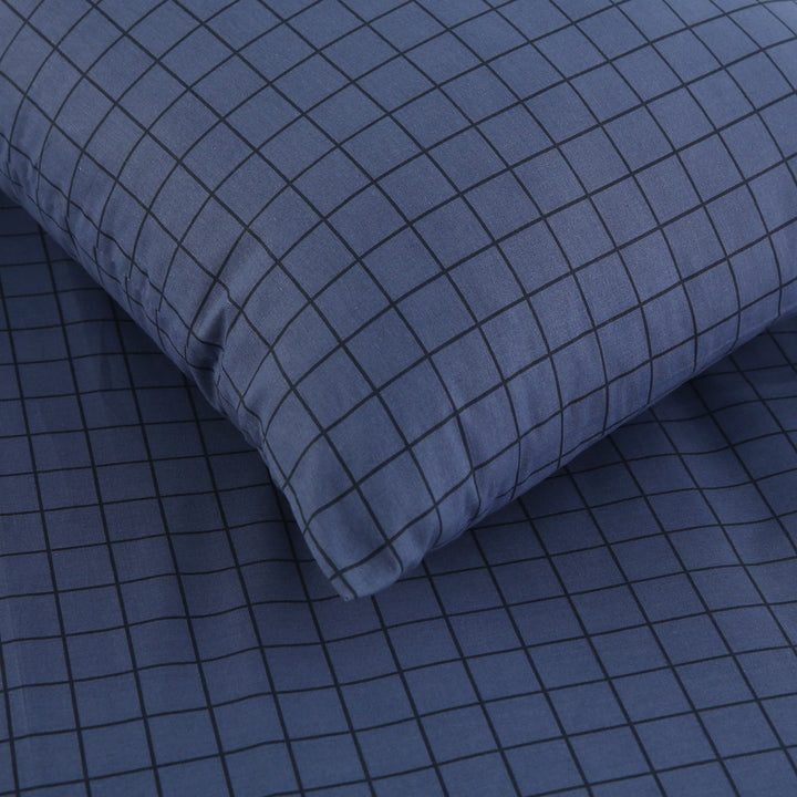 2 Pcs Elegant Printed Bed Sheet -1252