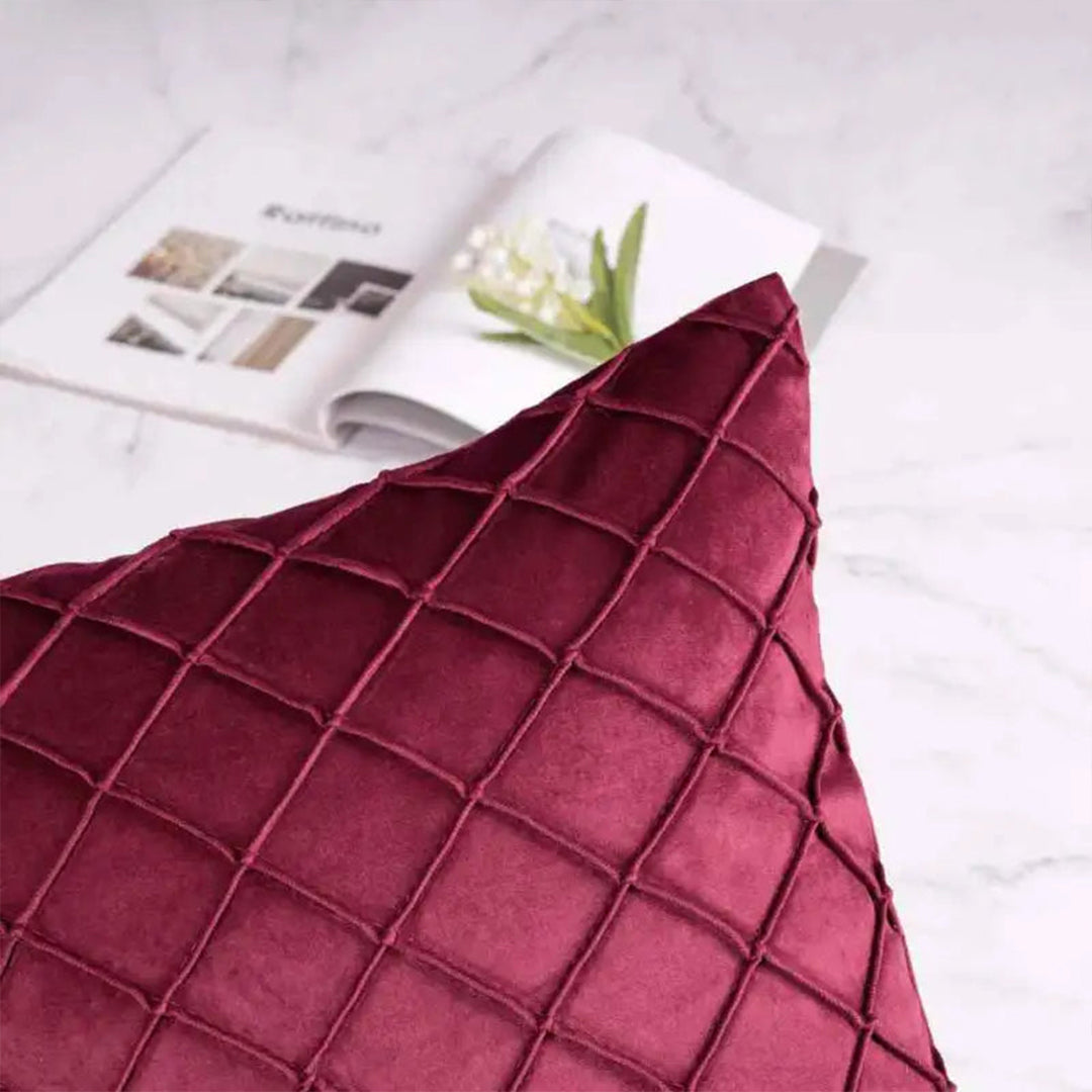PACK OF 2 VELVET PLEATED SQUARE CUSHION - MAROON