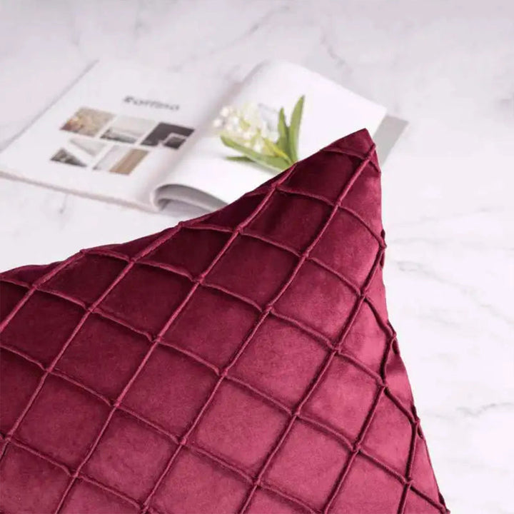 PACK OF 2 VELVET PLEATED SQUARE CUSHION - MAROON