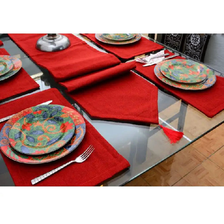 7 pcs Jutte Red Table Runner Set With Place Mats