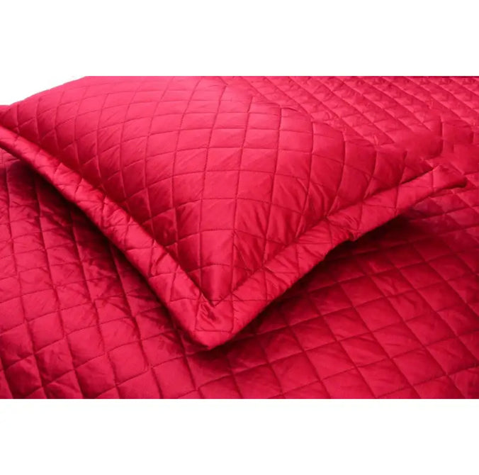 3 Pc's  Luxury Bedspread Maroon
