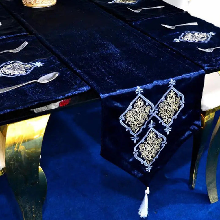 7 pcs Embroidered Table Runner Set With Place Mats 06