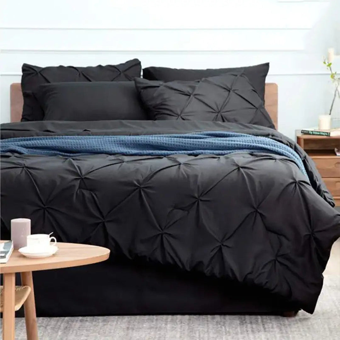 6 Pc's Luxury Diamond Pintuck Bedspread Light Filled Black