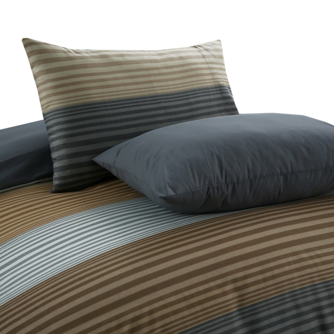 Luxury 6 Pcs Vertical Stripe Printed Duvet Cover Set 
