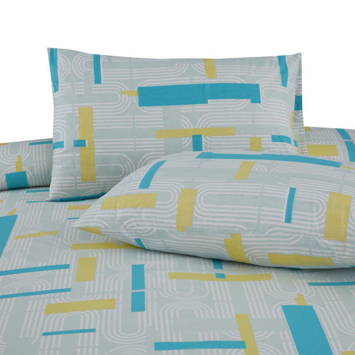 3 Pcs Premium Printed Bedsheet Set - 1311