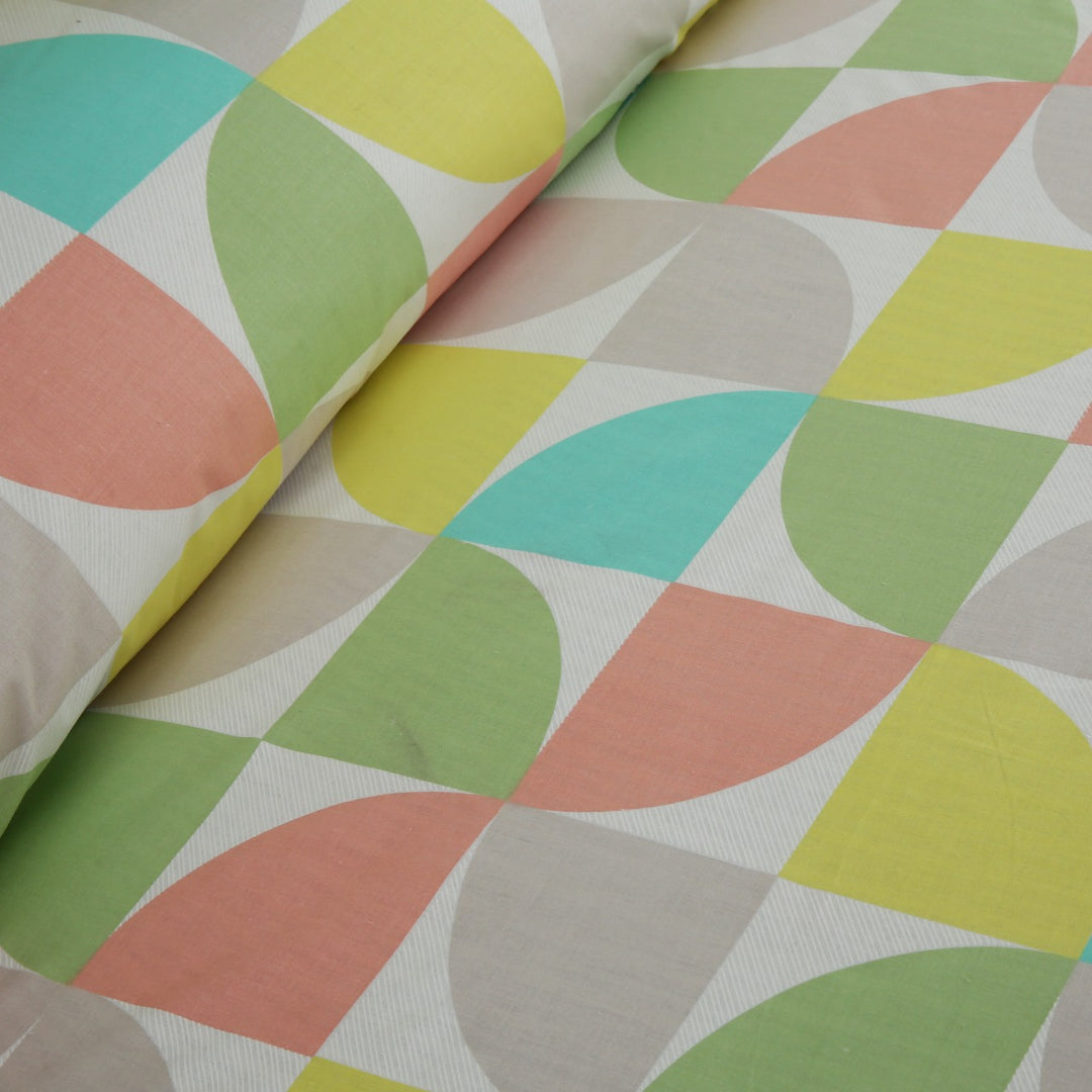 3 Pcs Premium Printed Bedsheet Set - 1328