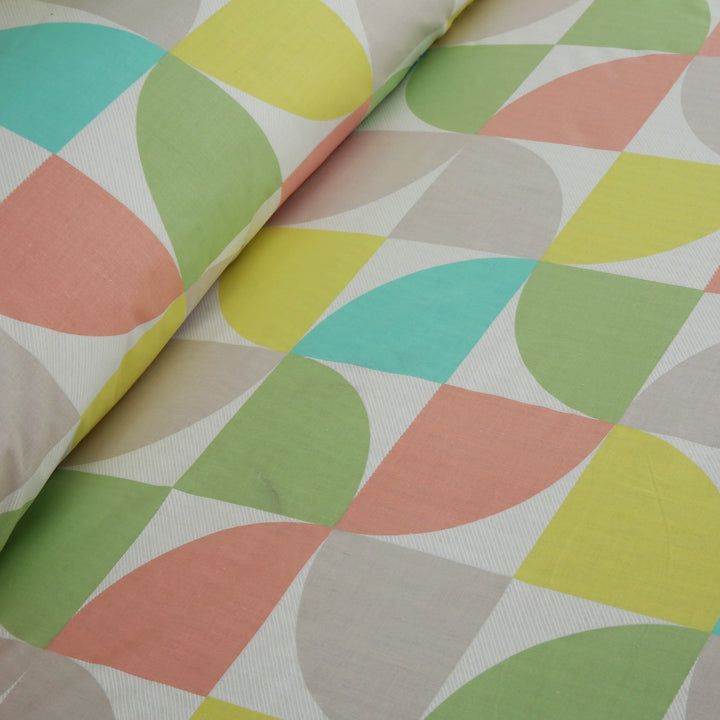 3 Pcs Premium Printed Bedsheet Set - 1328