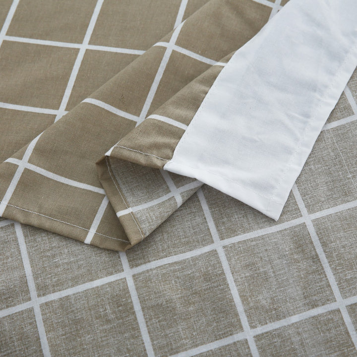 3 Pcs Cuffed Printed Bedsheet Set - 1350