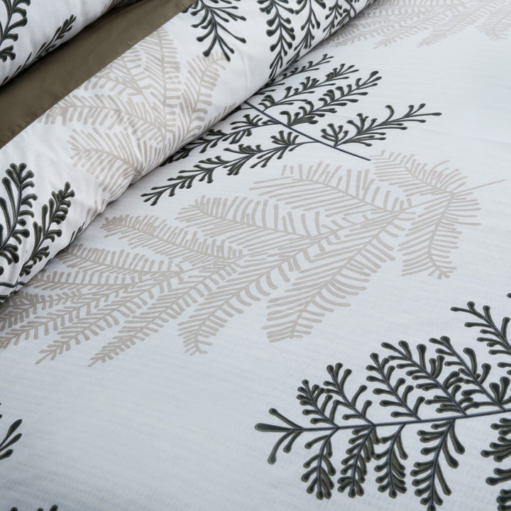 3 Pcs Cuffed Printed Bedsheet Set - 1387