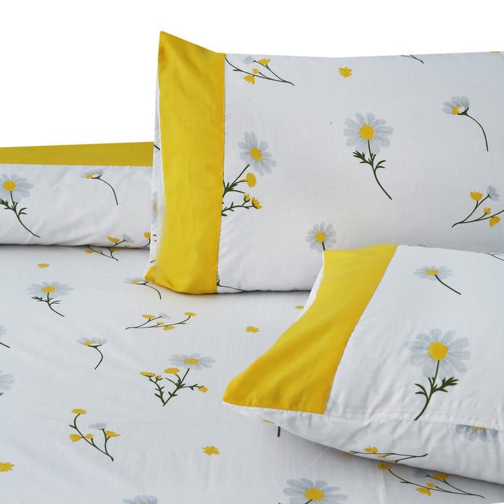 3 Pcs Cuffed Printed Bedsheet Set - 1414