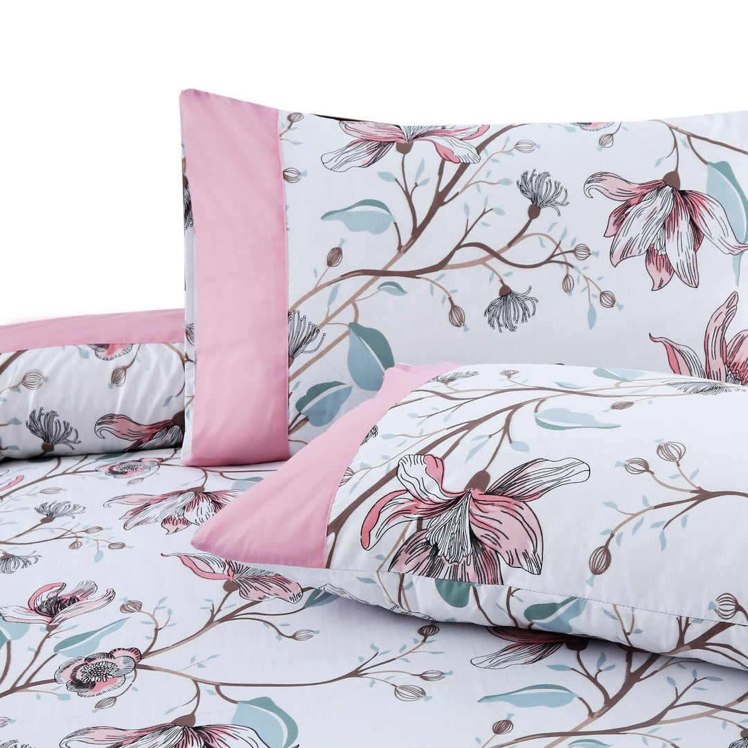 3 Pcs Cuffed Printed Bedsheet Set - 1433