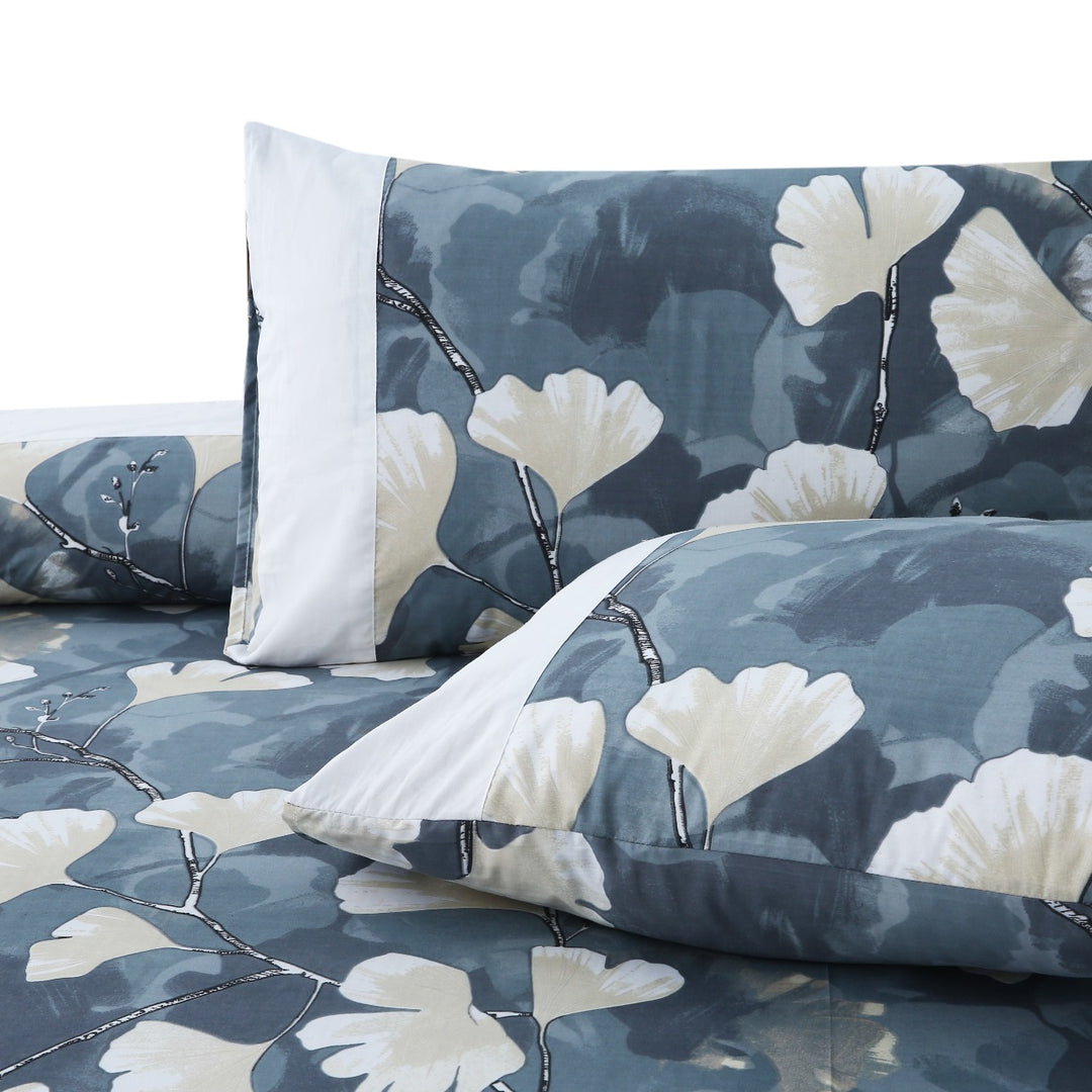 3 Pcs Cuffed Printed Bedsheet Set - 1435