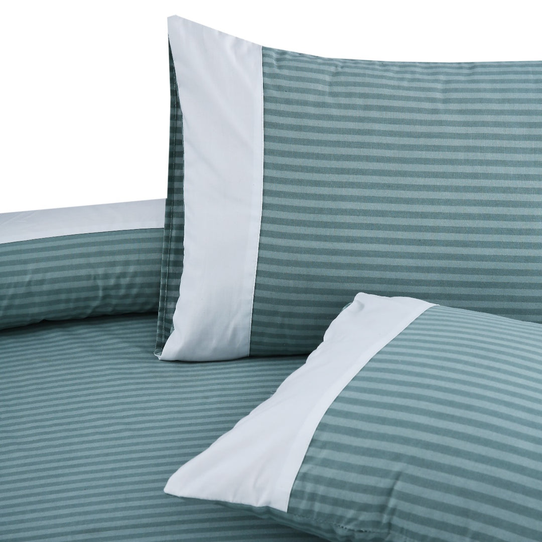 3 Pcs Cuffed Printed Bedsheet Set - 1480