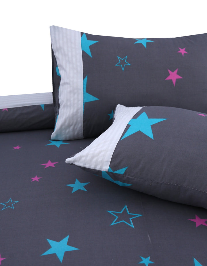 3 Pcs Cuffed Printed Bedsheet Set - 1524