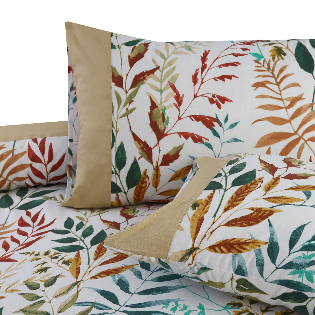3 Pcs Cuffed Printed Bedsheet Set - 1558