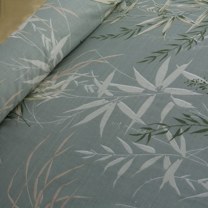 3 Pcs Cuffed Printed Bedsheet Set - 1563