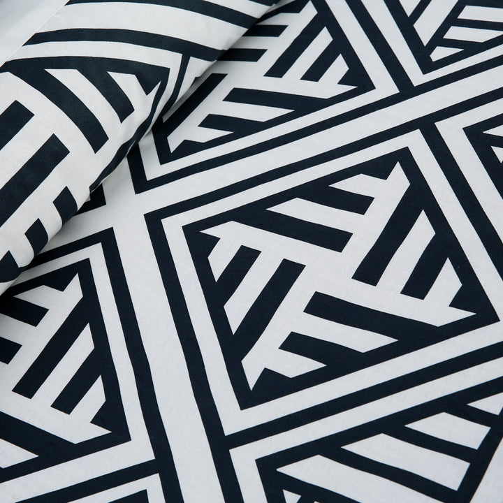 3 Pcs Cuffed Printed Bedsheet Set - 1564