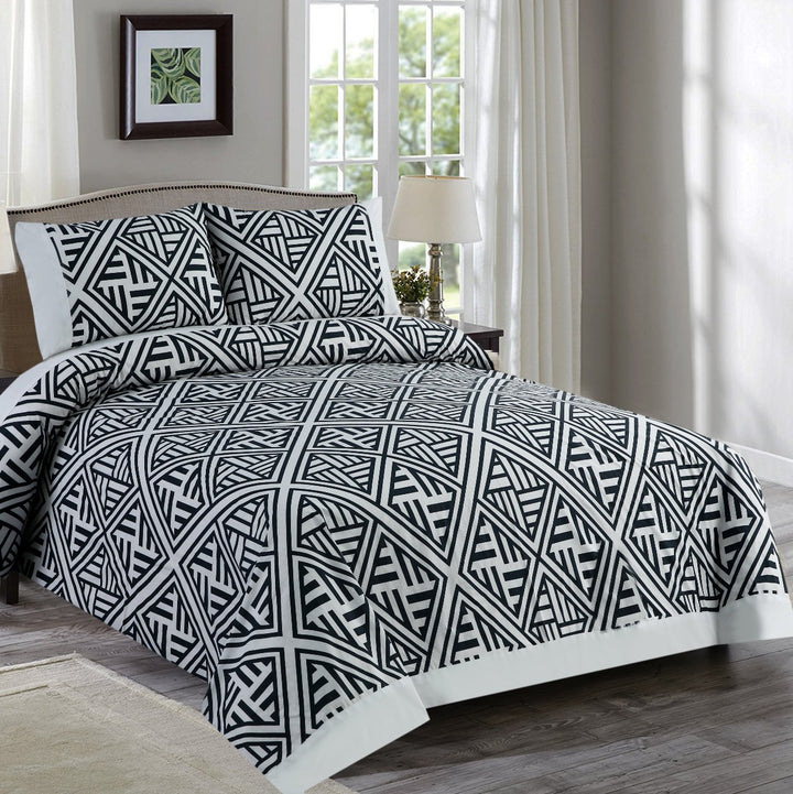 3 Pcs Cuffed Printed Bedsheet Set - 1564