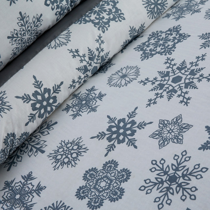 3 Pcs Cuffed Printed Bedsheet Set - 1567