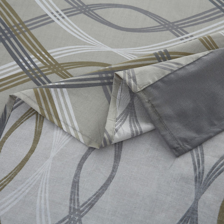 3 Pcs Cuffed Printed Bedsheet Set - 1569