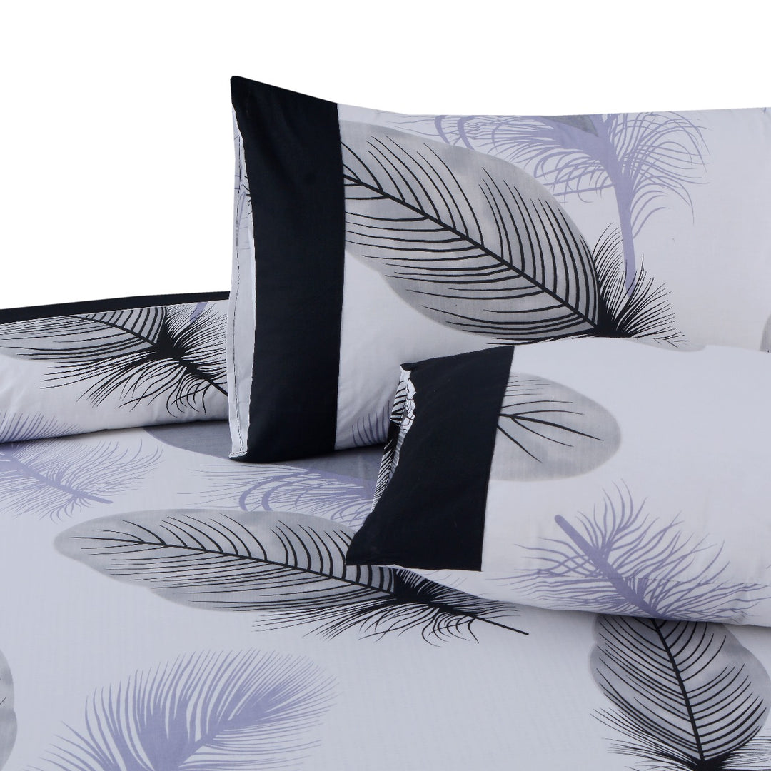 3 Pcs Cuffed Printed Bedsheet Set - 1593