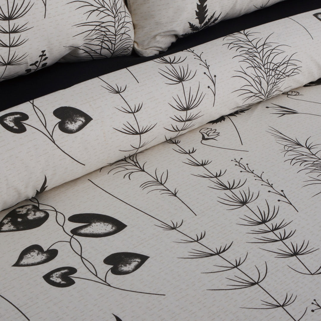 3 Pcs Cuffed Printed Bedsheet Set - 1612