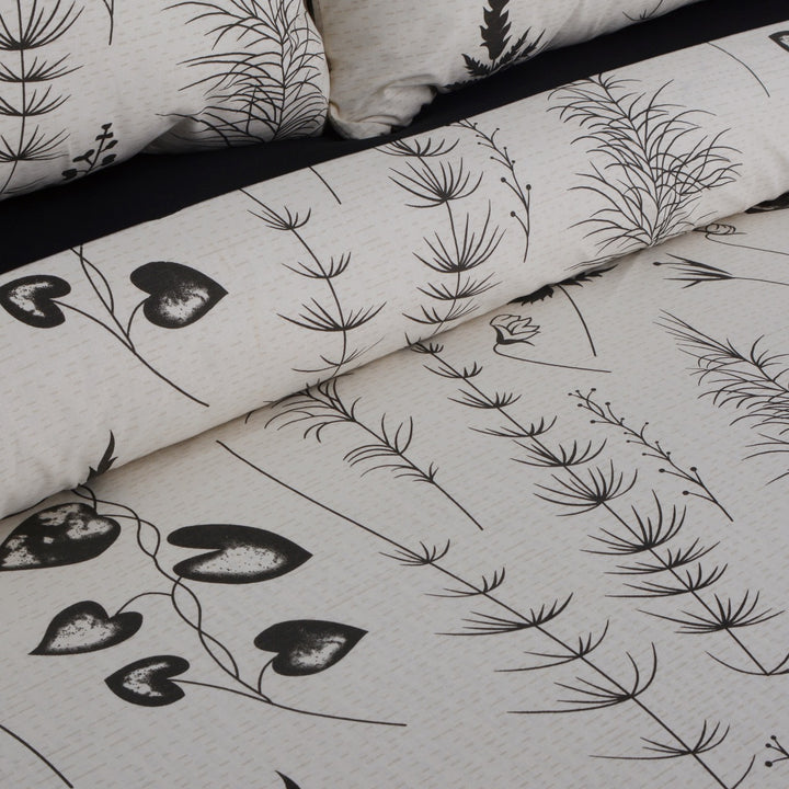 3 Pcs Cuffed Printed Bedsheet Set - 1612