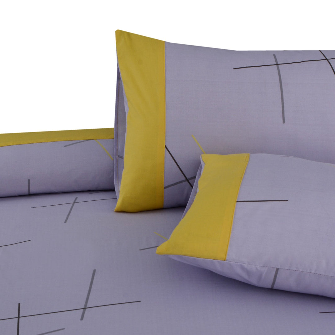 3 Pcs Cuffed Printed Bedsheet Set - 1614