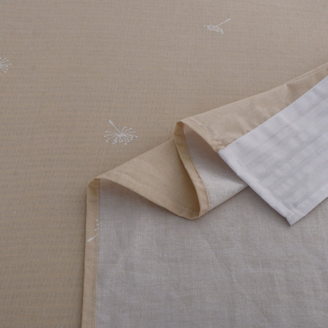 3 Pcs Cuffed Printed Bedsheet Set - 1618