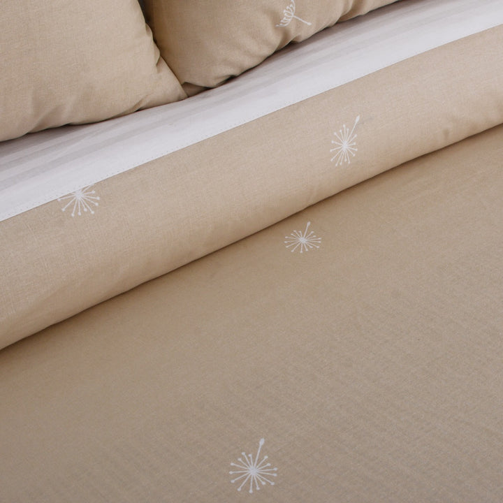 3 Pcs Cuffed Printed Bedsheet Set - 1618