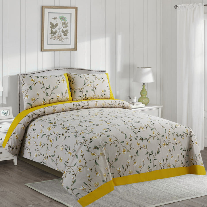 3 Pcs Cuffed Printed Bedsheet Set - 1619