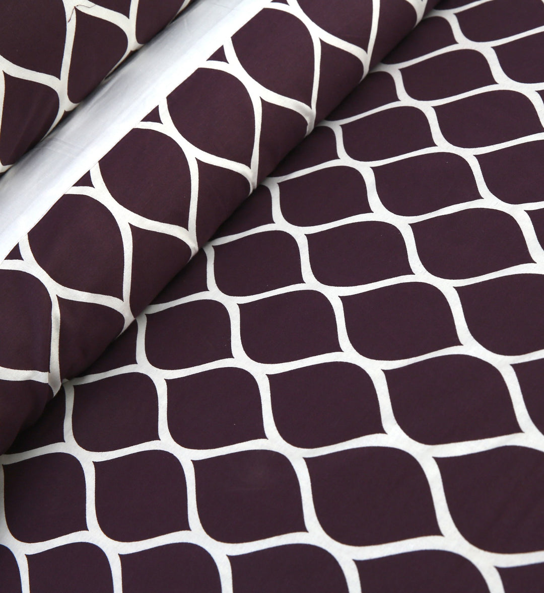 3 Pcs Cuffed Printed Bedsheet Set - 1628