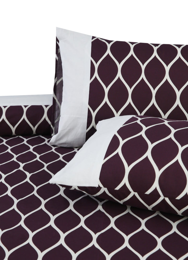 3 Pcs Cuffed Printed Bedsheet Set - 1628