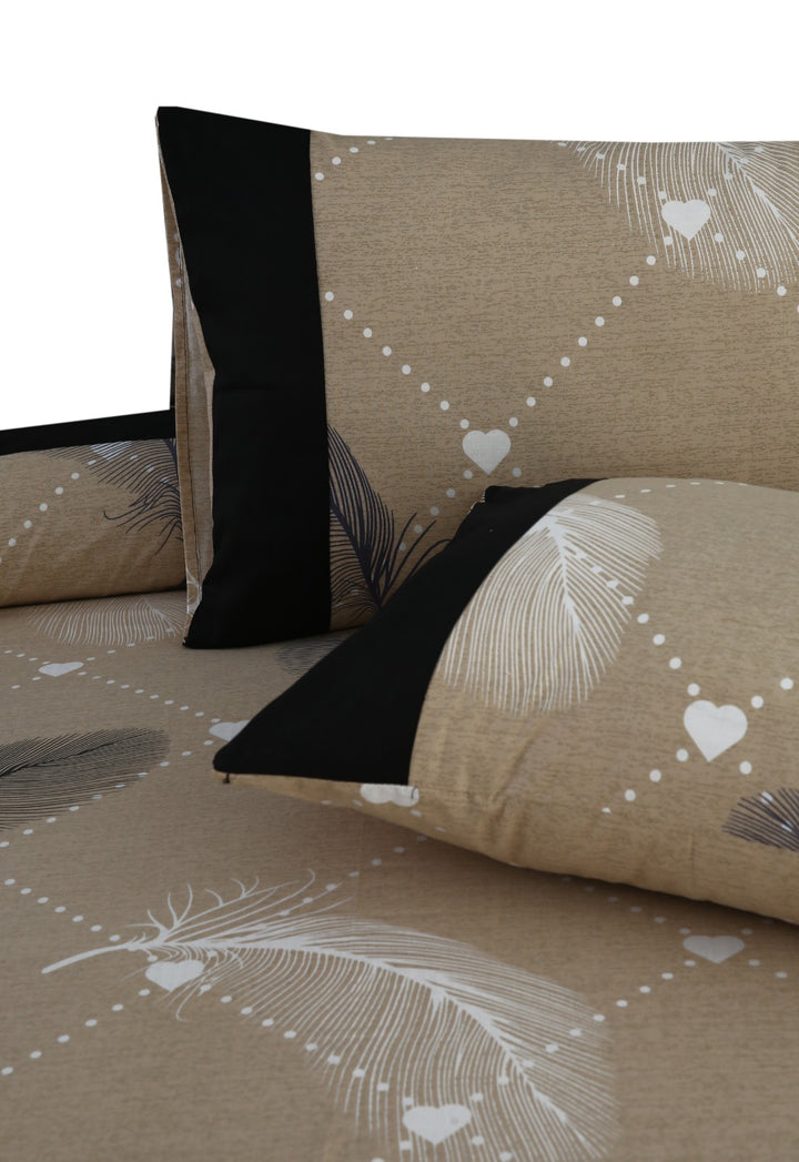 3 Pcs Cuffed Printed Bedsheet Set - 1629