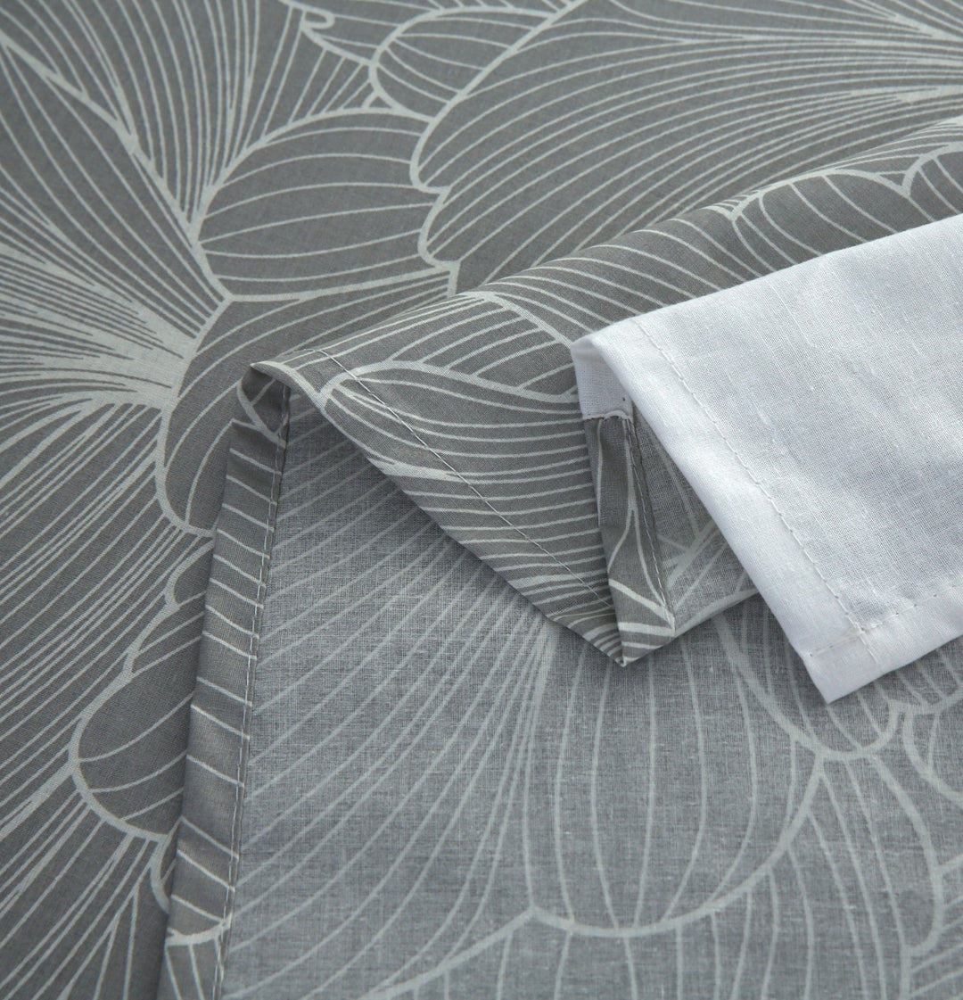 3 Pcs Cuffed Printed Bedsheet Set - 1630