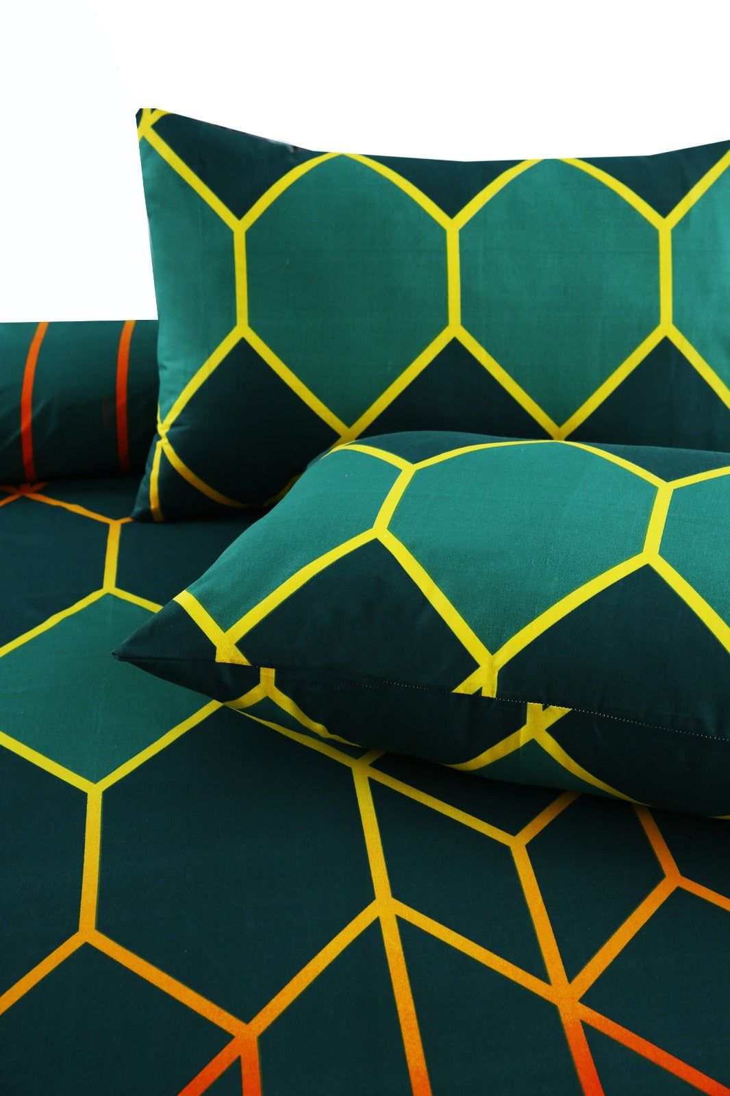 3 Pcs Premium Printed Bedsheet Set - 1561