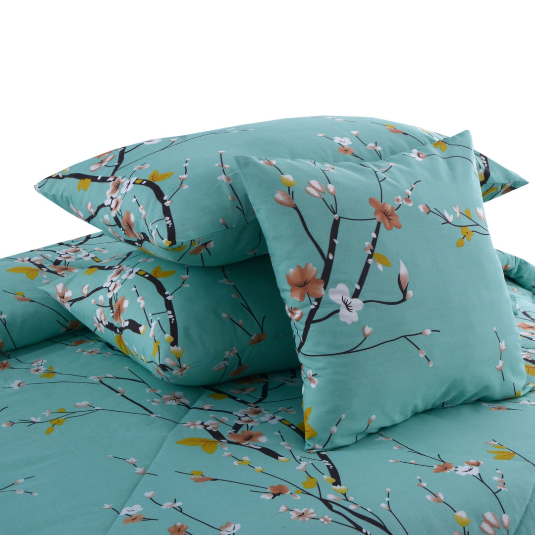 7 Pcs Pastel Charm Comforter set - 1651