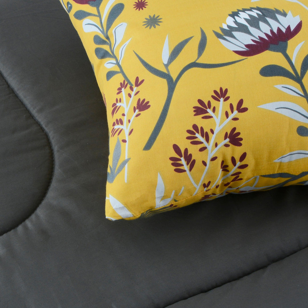 6 Pcs Classical Floral Comforter set - 1678