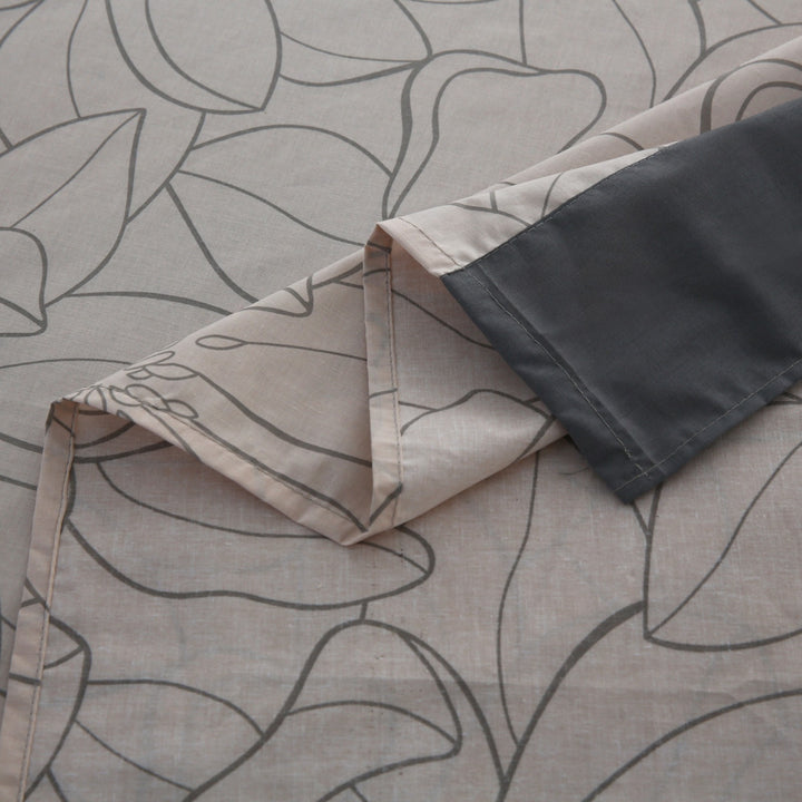 3 Pcs Cuffed Printed Bedsheet Set - 1690