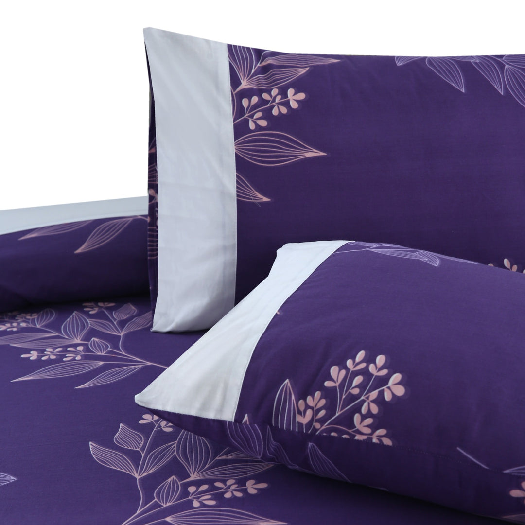 3 Pcs Cuffed Printed Bedsheet Set - 1685