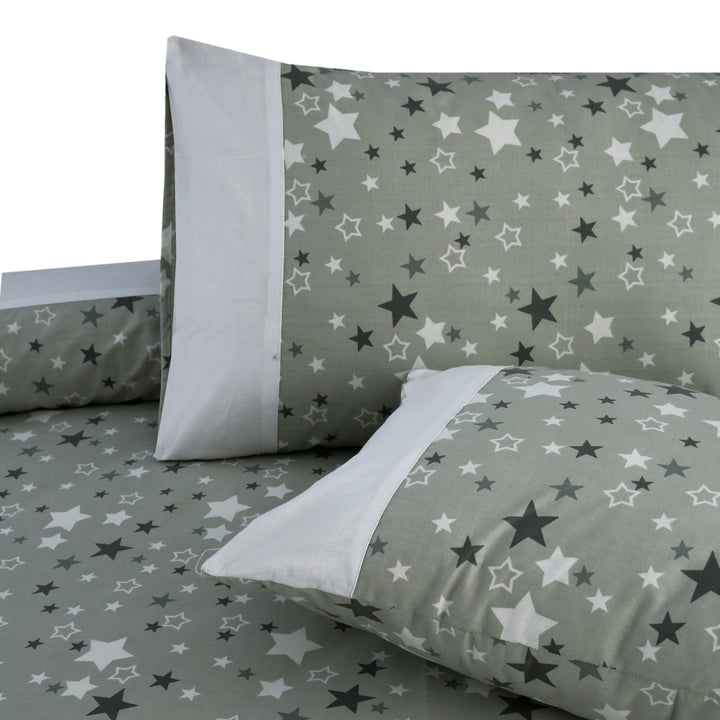 3 Pcs Cuffed Printed Bedsheet Set - 1707