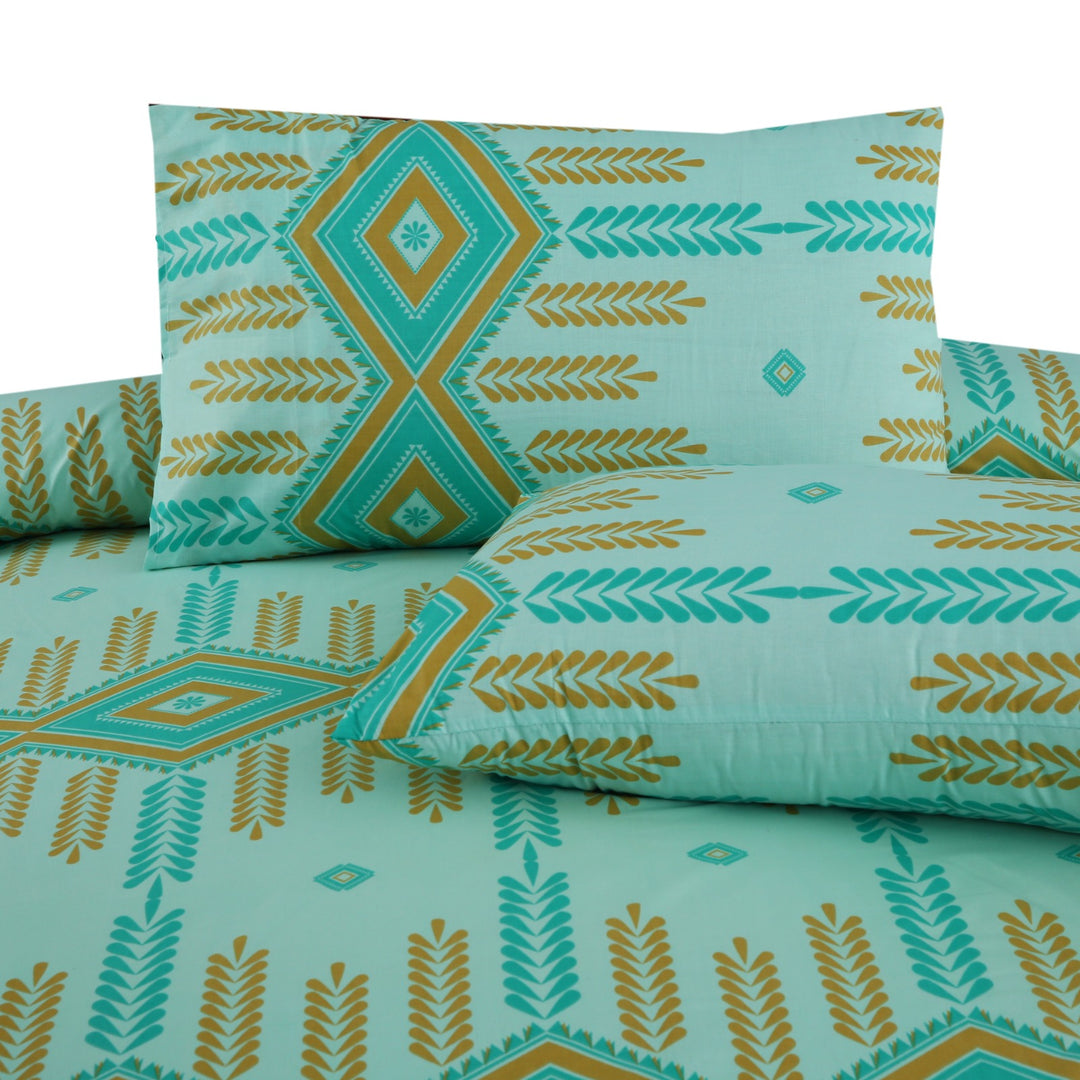 3 Pcs Premium Printed Bedsheet Set - 1299